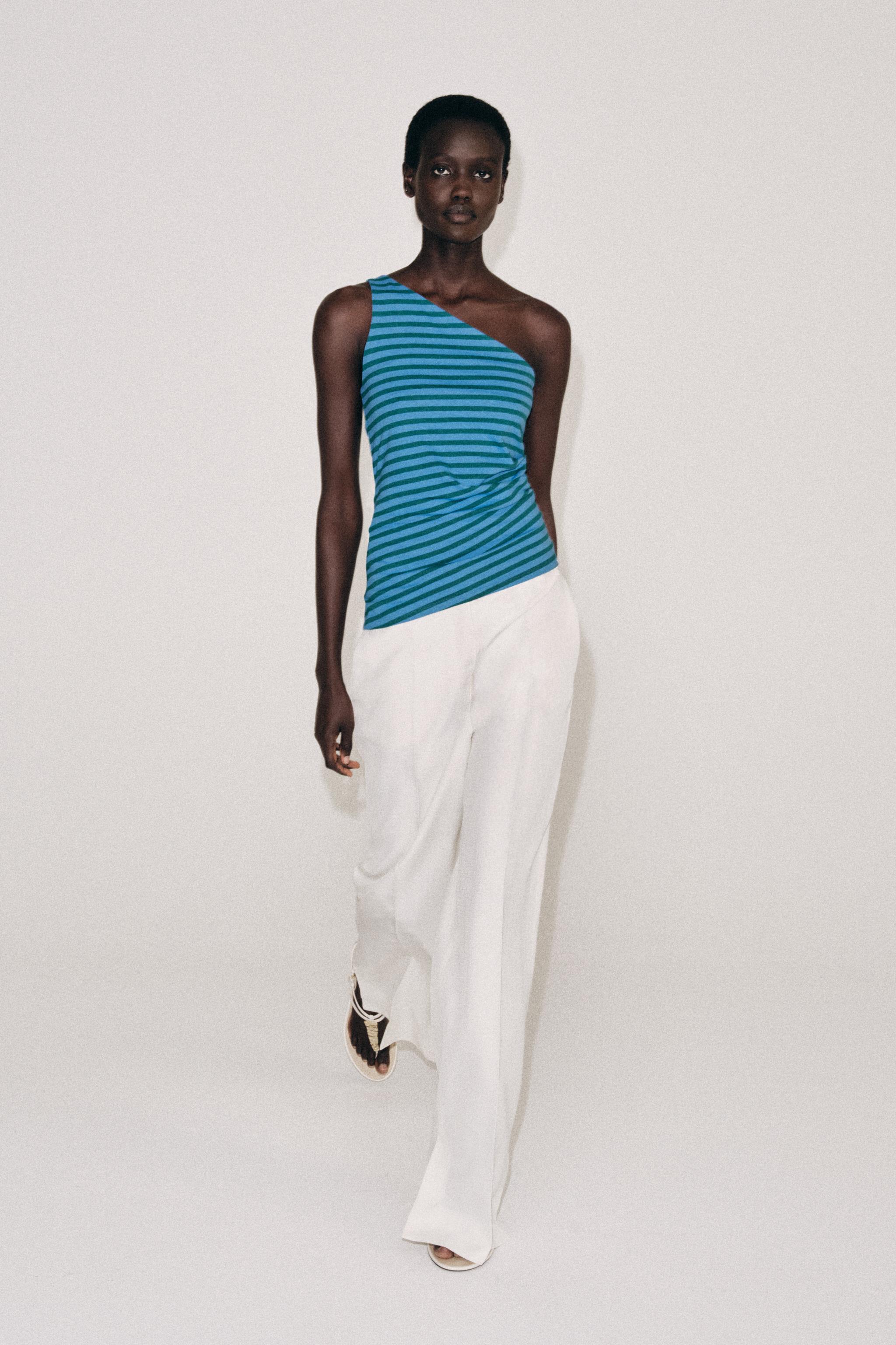 ASYMMETRIC STRIPED TOP